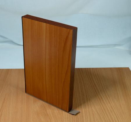 Кромка по периметру детали